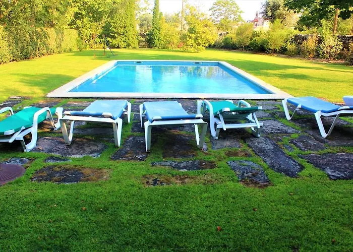 Holiday home Quinta Da Lapa Do Gato Mesquitela